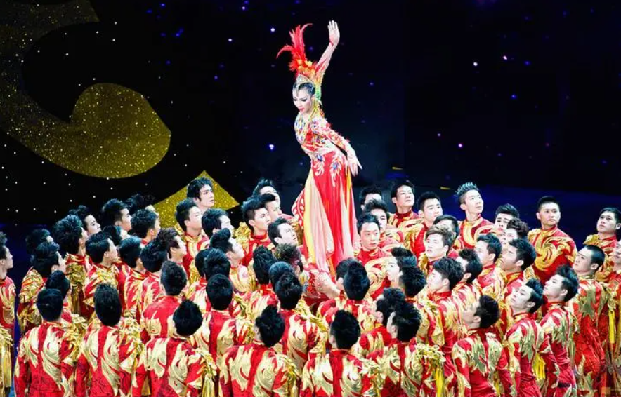 春晚|春晚彩排!章若楠、贾冰、马旭东亮相,沈腾马丽冯巩张小斐缺席