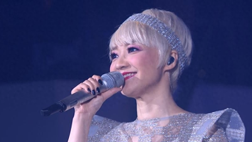 陈慧娴罕现身,58岁的她好神秘,这个做奶奶的年纪,她仍孤身一人