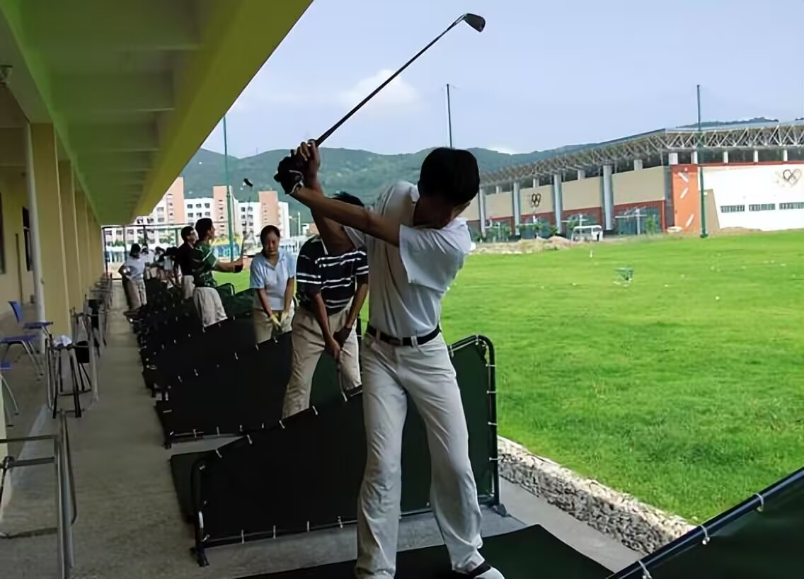 高昂|这些专业就读成本高昂,家长与学生需谨慎考虑