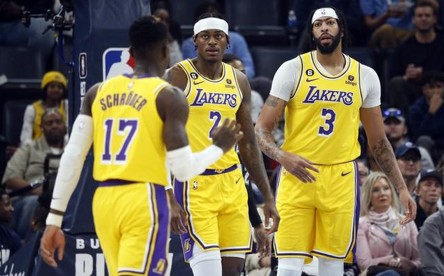 勒布朗·詹姆斯|仅差1场!詹姆斯将刷新职业生涯纪录,不得不服老了