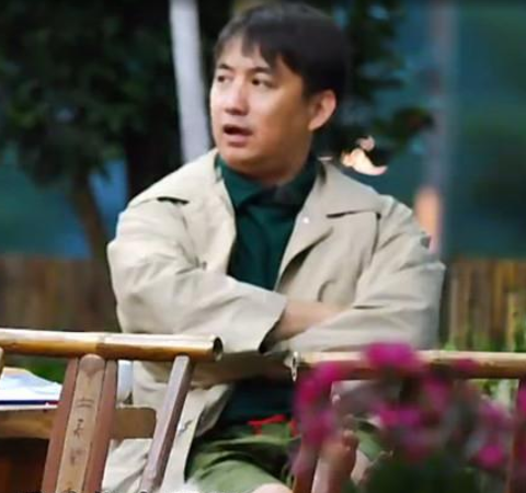 黄磊|黄磊加盟《向往的生活》,不久却心情低落,不想玩游戏想睡觉