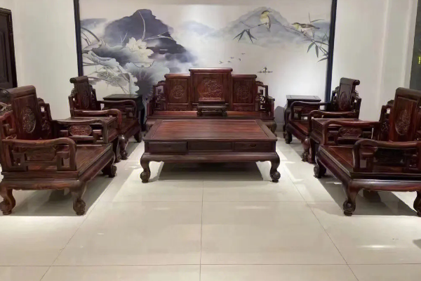 |尊贵的象征，收藏的典范，当属红木家具