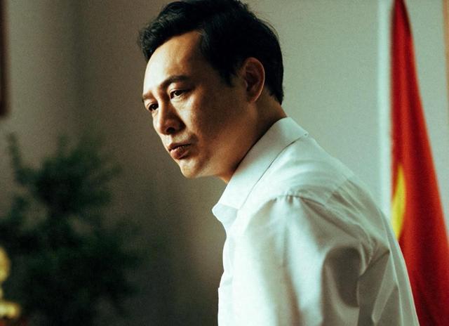 从大火到“原形毕露”，张颂文仅用八个月，终是走了张小斐的老路