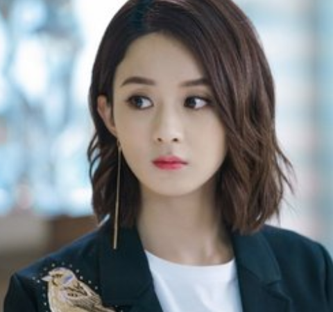 赵丽颖|赵丽颖近日穿搭,穿3万西装配1万5衬衫,上班族直呼买不起!