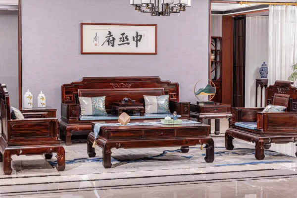 |尊贵的象征，收藏的典范，当属红木家具