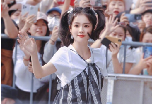 张凌赫|《奔跑吧》最新一期的预告，白鹿张凌赫合体，你们期待吗