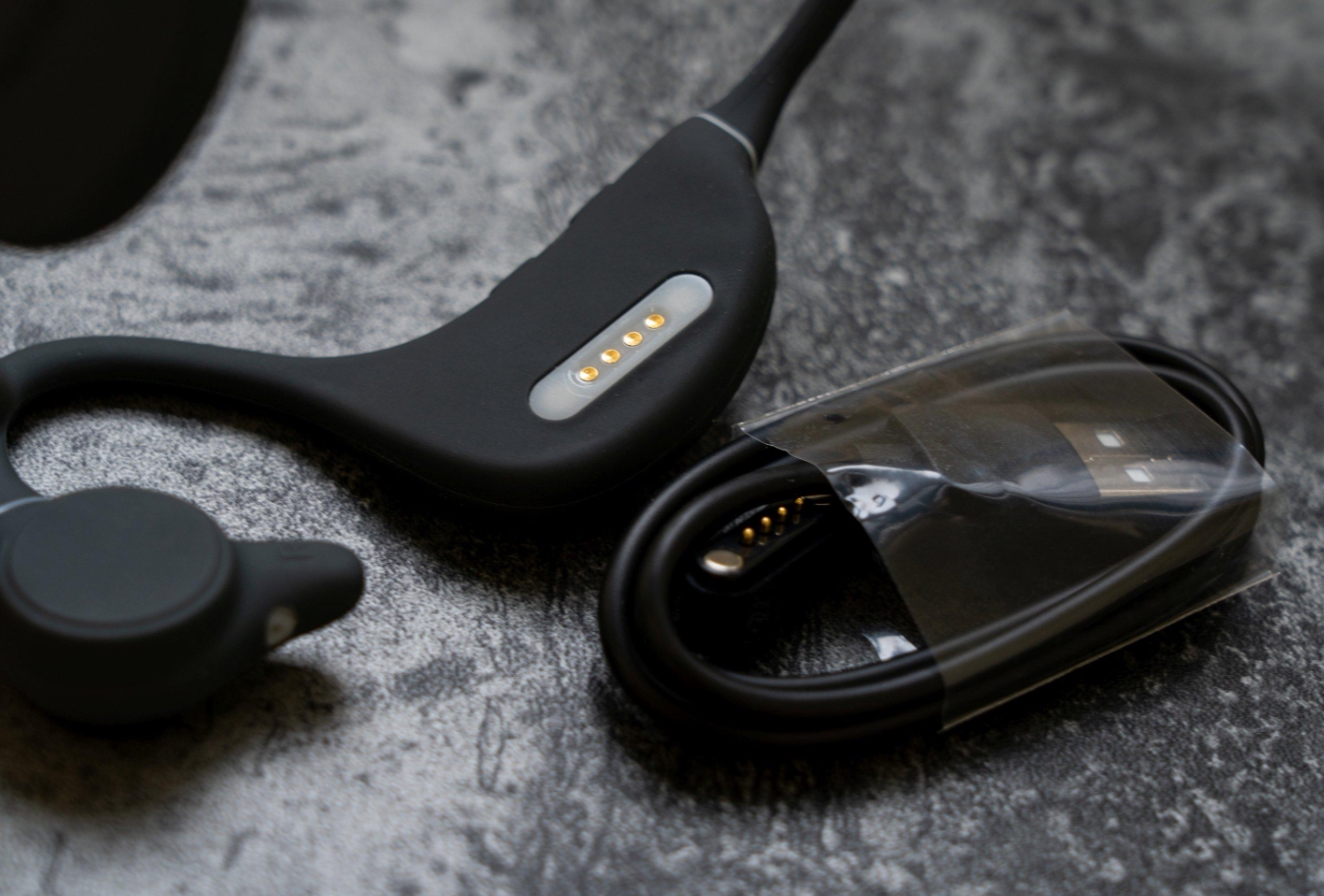 京东|南卡RunnerPro4，舒适性和稳定性都很好，激烈的活动也不会掉下来