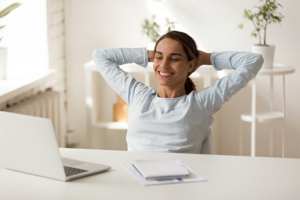 |权力斗争:个人野心、职场规则与道德考量