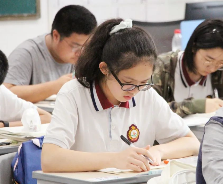 中考失利后，孩子怎么选择职业学校？
