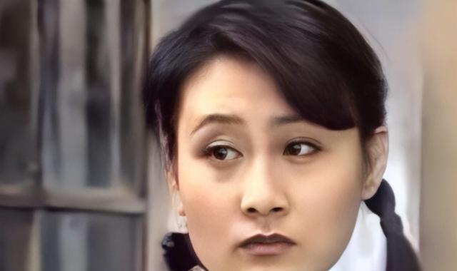 双眼皮别乱割，从景甜到戚薇，这些明星的“后遗症”出来了