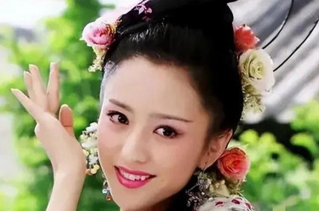 虎牙|半个娱乐圈都做牙，假牙成了潮流，“丑”的千奇百怪一笑就露馅