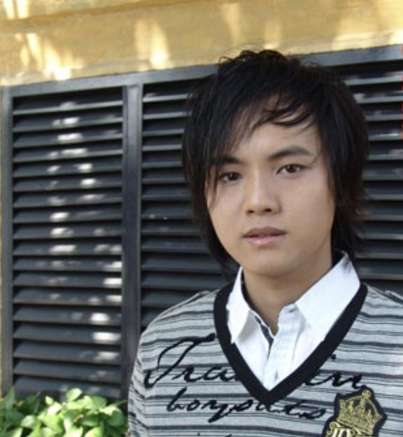 他15岁就开演唱会,19岁日挣万元,春晚请不动,但没人说他耍大牌