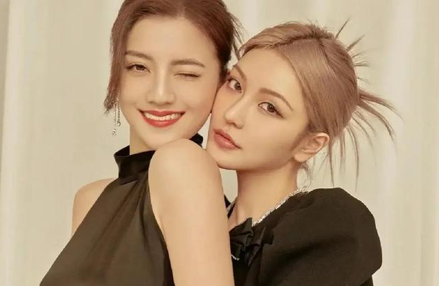 张馨月的“回旋镖”，刚飞了两年就扎回来了，秦海璐早看不惯