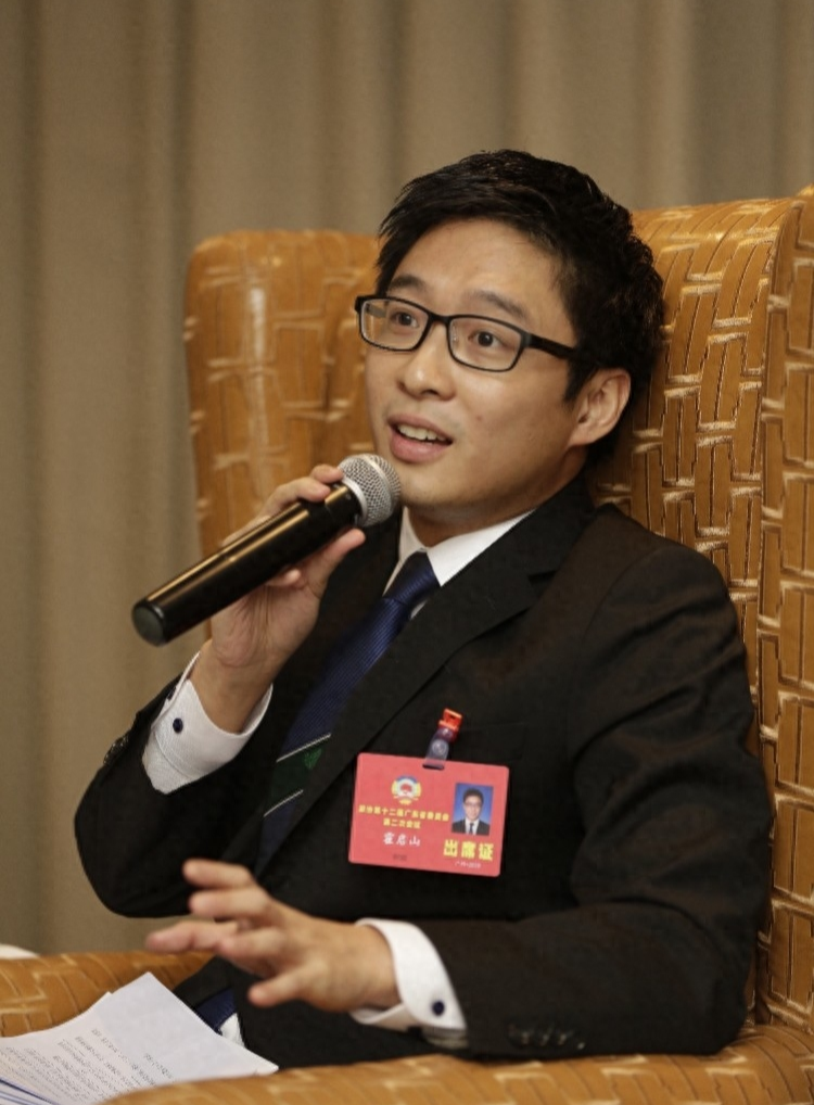 霍启山追求张雨霏？张雨霏妈妈同意了？教练反而是阻力？为你分析