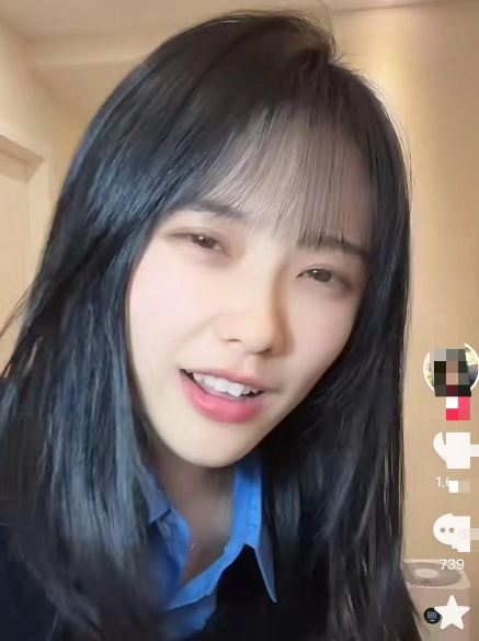 教师|挖呀挖美女幼师已推出140元收费服务,辞职搞直播让人感慨变味了