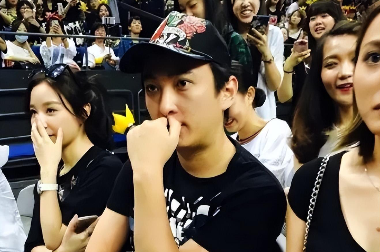 王思聪当爸啦?新女友曝光?脸部轮廓精致,一副迷人的小天使面容