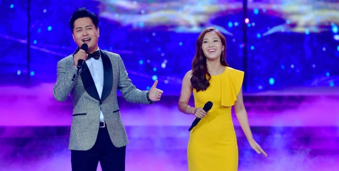 云朵|歌手云朵近照,精致的妆容,皮肤的白皙,一点也不像36岁的人