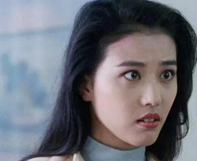 虎牙|半个娱乐圈都做牙，假牙成了潮流，“丑”的千奇百怪一笑就露馅