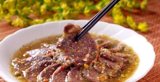 木耳|买牛肉时，真正懂的人专挑5块肉买，老板心在滴血：碰到个内行的