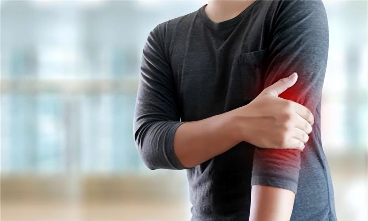 痛风|痛风了，长期喝苏打水能把尿酸降下来？医生来说清楚