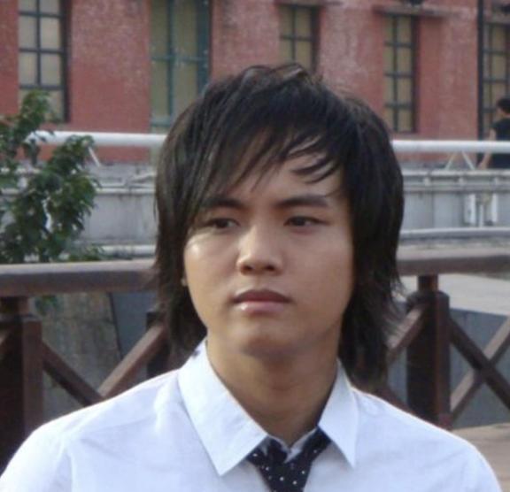 他15岁就开演唱会,19岁日挣万元,春晚请不动,但没人说他耍大牌