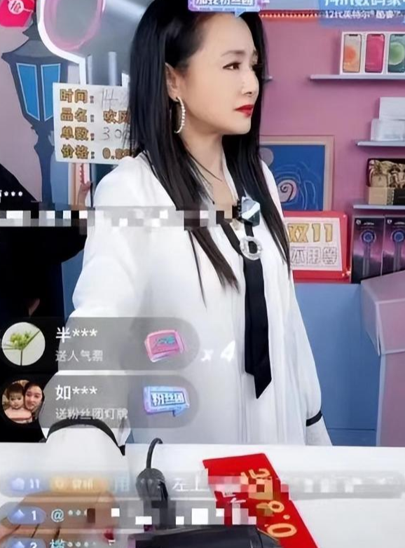 把假货当真的卖,粉丝不买张口就骂,这几位的吃相太难看