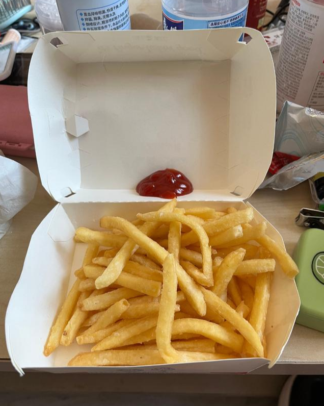 薯条|因为薯条太难吃,肯德基决定要给它办个“葬礼”……