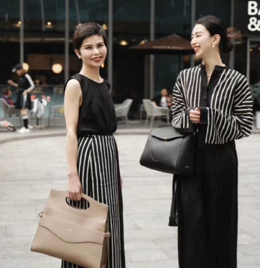 短发 变美不用等，五十岁女性剪短发即刻拥有！