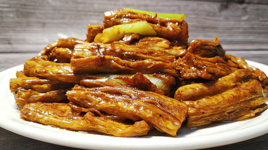 豆腐|50岁以后进入“养寿期”,建议老年人别太节俭,五种“高蛋白菜”要多吃