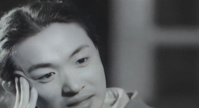 金星的妈妈韩颖：儿子变女儿，扛过了流言蜚语，如今一家其乐融融