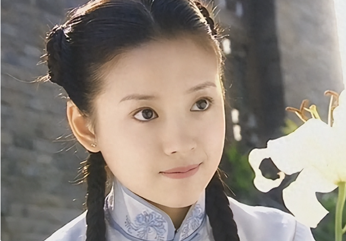 4位被卓伟拉下神坛的女星:无戏可拍,星途尽毁,没一个值得同情