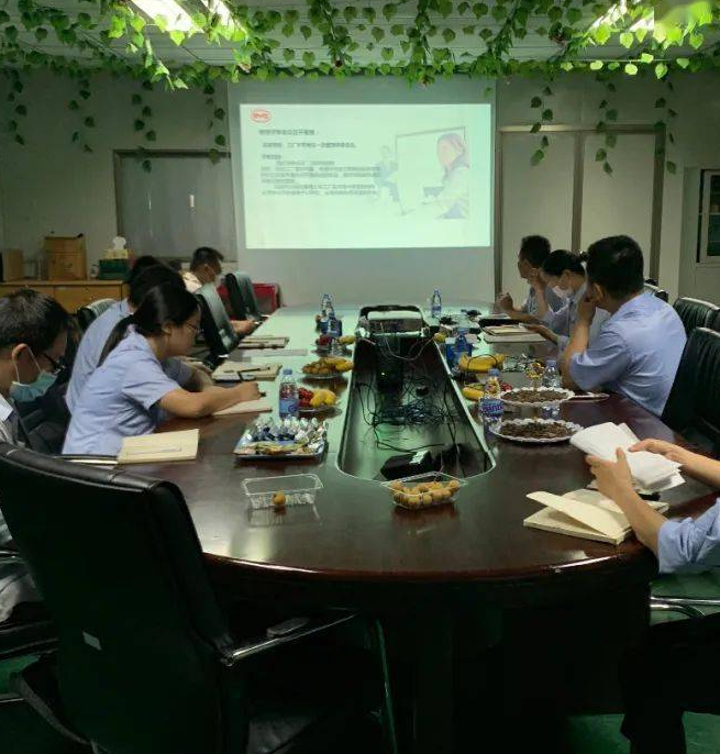 女孩|小娟的勇气：揭示社会上不公，现实