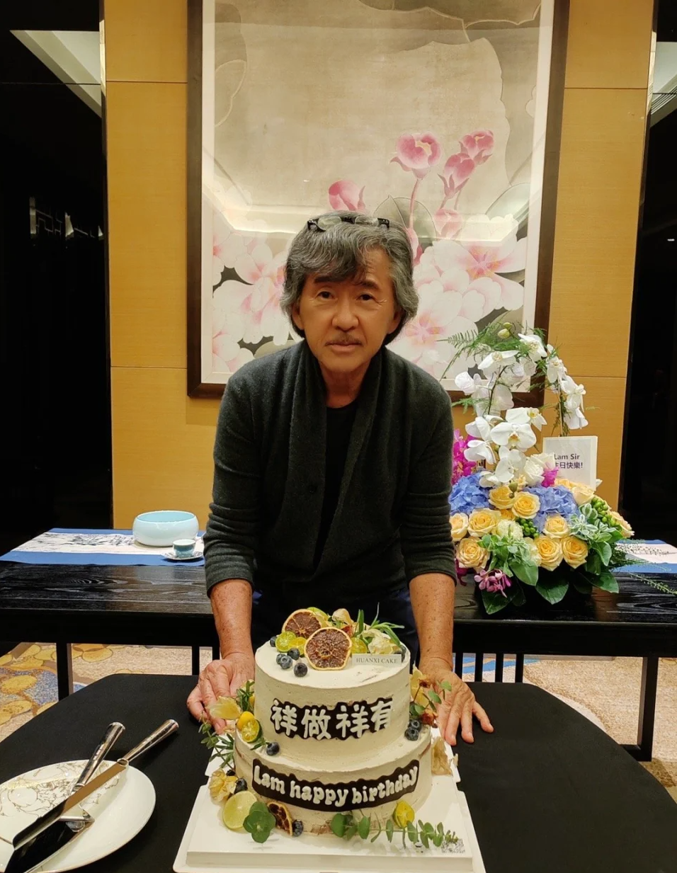 76歲林子祥樸素打扮搭高鐵 竟被內地網民指似流浪漢