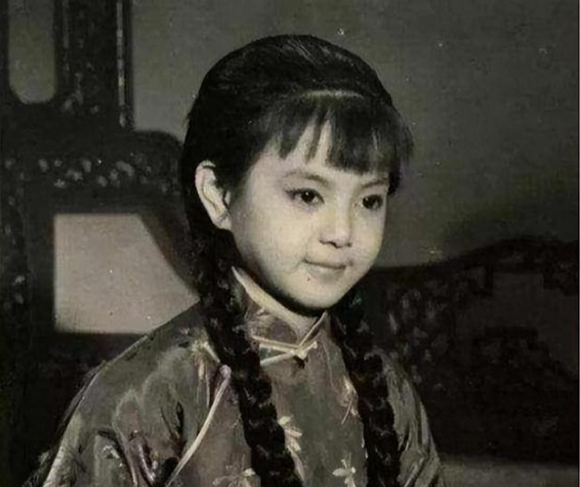 离婚后亿万富翁爷孙恋，欺辱王祖贤的豪门家族戏比港剧更劲爆！