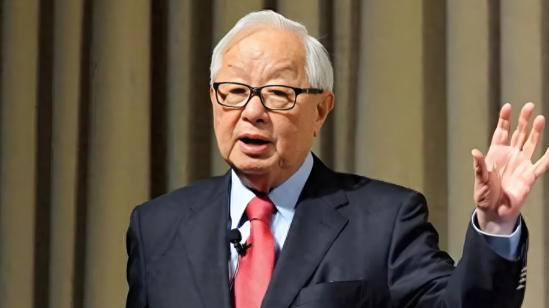 全球芯片工艺迈入2nm时代，台积电引领变革，苹果用户率先体验！