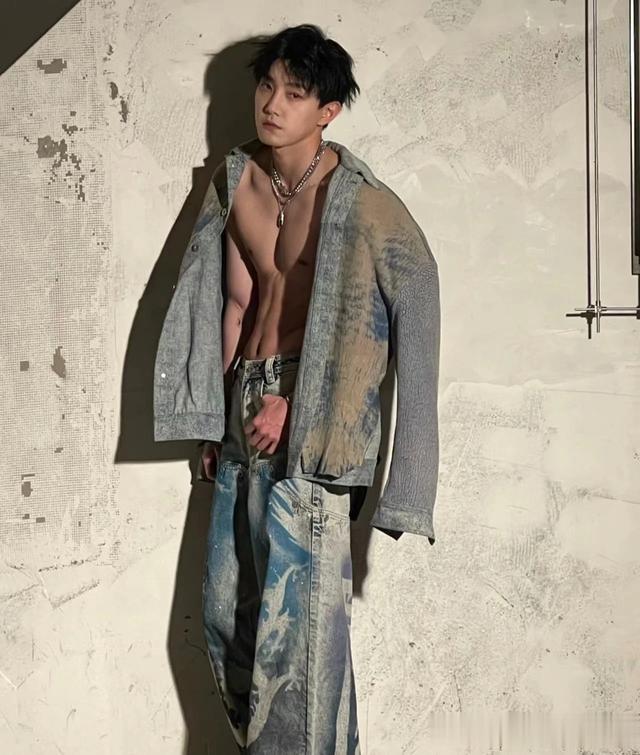 优酷|2013年快乐男声的范世錡帅气迷人十足,大家还记得吗?