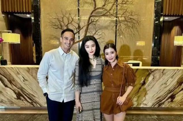 范冰冰和富商跳舞，邮轮扭腰凹造型，游走大佬间，卖力求工作机会