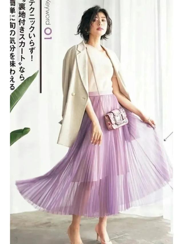 今年最流行的“薄西装”,越简单越高级