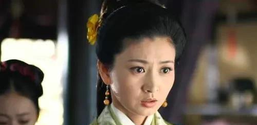 演员斓曦:戏火人不红!从不炒作绯闻,看看老公是谁就明白了