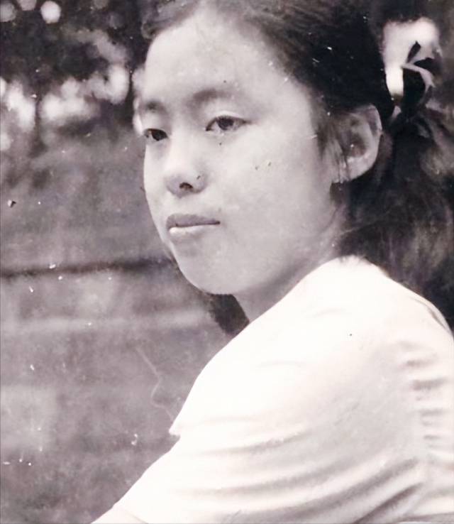 23岁靠那英相助 ,28岁吞药自杀,三婚三离,“最丑天后”如今怎样