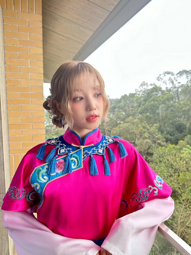 奔跑吧兄弟|《奔跑吧》新路透照曝光，以戏服为主题的服装，让观众期待不已