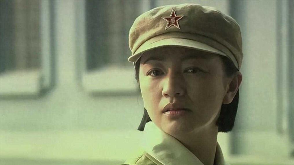 在家当保姆，复出拍戏被冷落，50岁华谊老板娘罗海琼都未能幸免