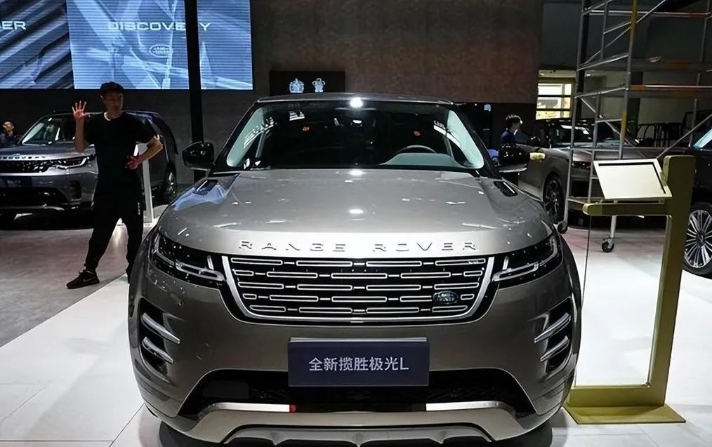 奇瑞真造了一辆路虎！颜值霸气，智能驾驶，现款才6.99万