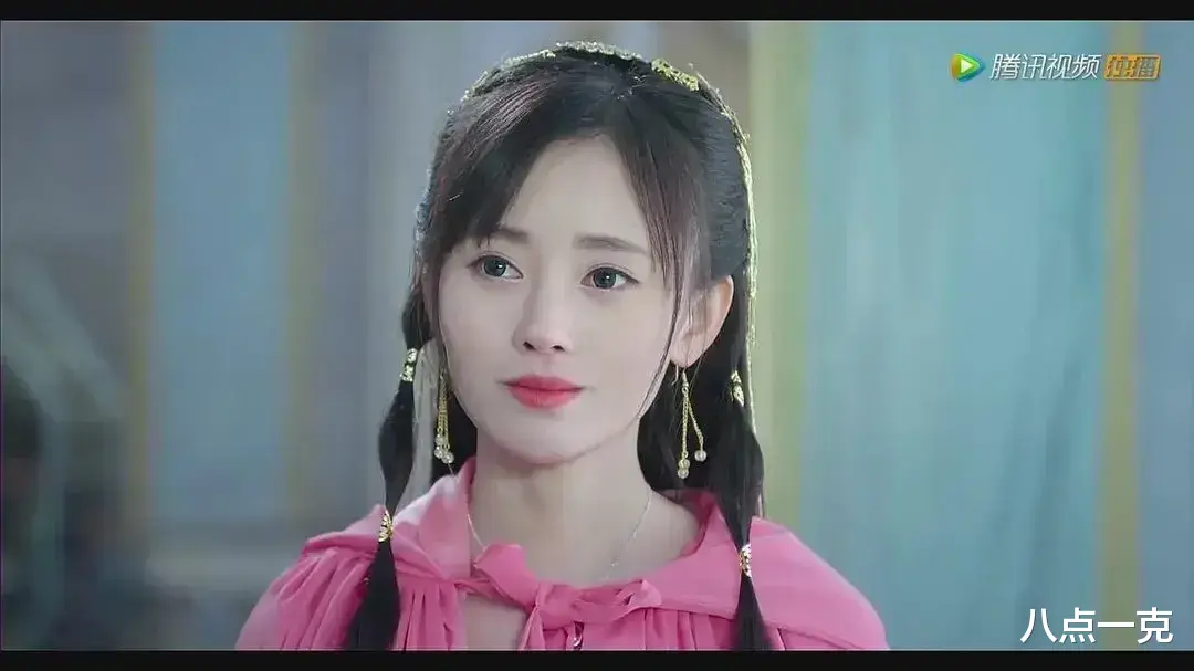 鞠婧祎半永久万人嫌!网友为其P掉胎毛刘海后,大脸盘子一览无遗