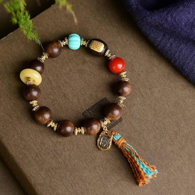 文玩手串搭配指南:教你如何搭出高级感!