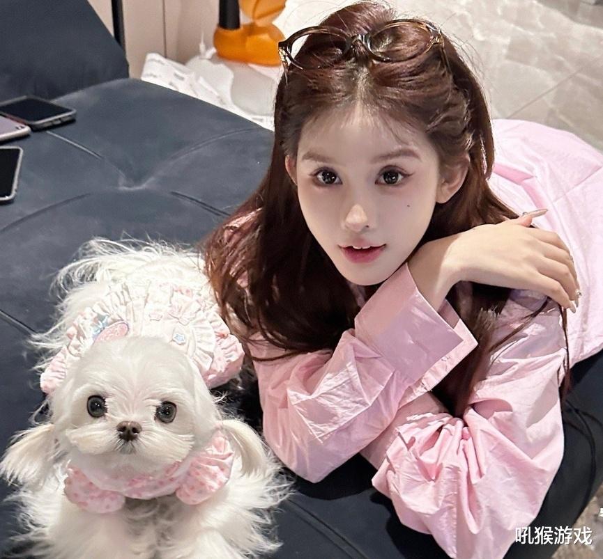 女主播透露日常开支，节约点也得2000块，少了大哥的礼物很难生活