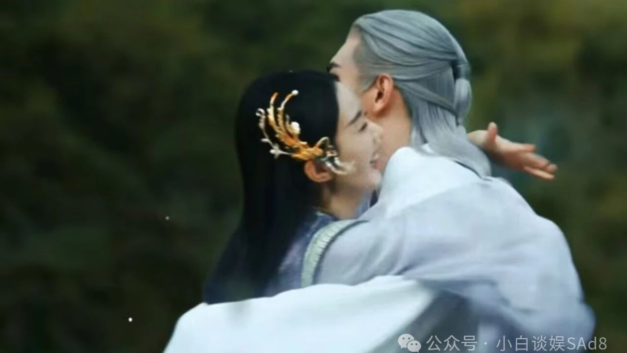 《与凤行》：爆是爆了！但网友吐槽点出奇一致！