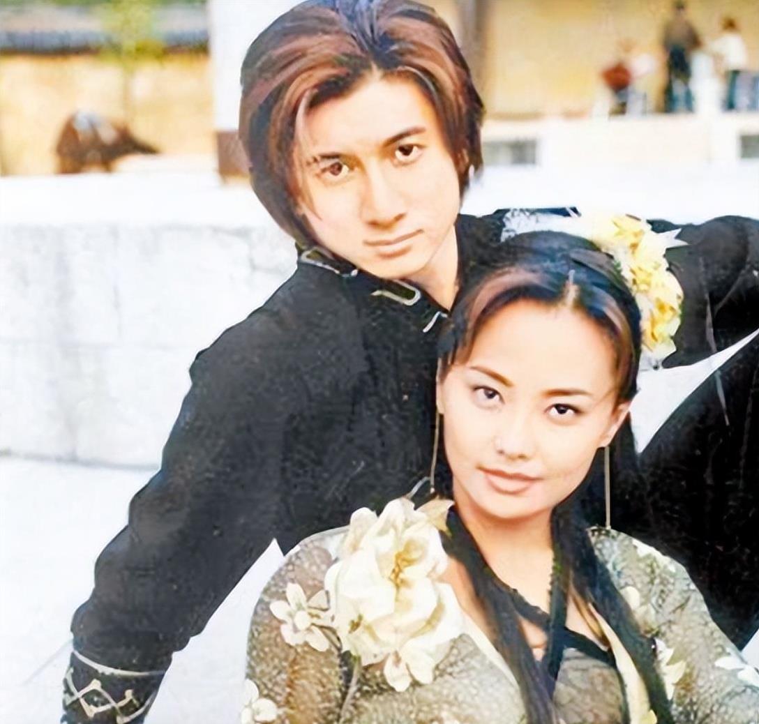 刘诗诗在婚变传闻两个月后，将股份转让给吴奇隆，另有一则喜讯