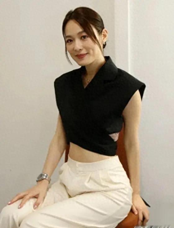 TVB力捧花旦称《法证6》全是真实案件!首唱插曲后,欲再做导演!