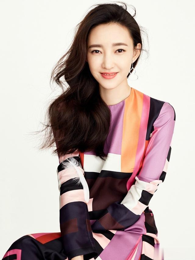 王丽坤与他同居8年,把最好的青春都给了他,他却转身与别人结婚